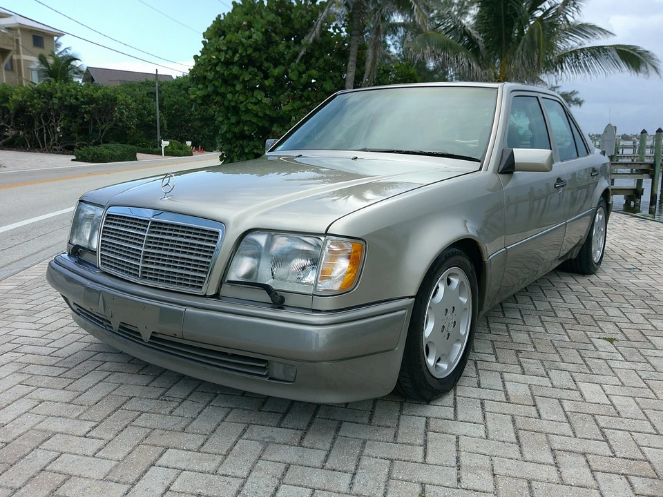 1994 Mercedes-Benz 500E & E500 - Image 6 of 31