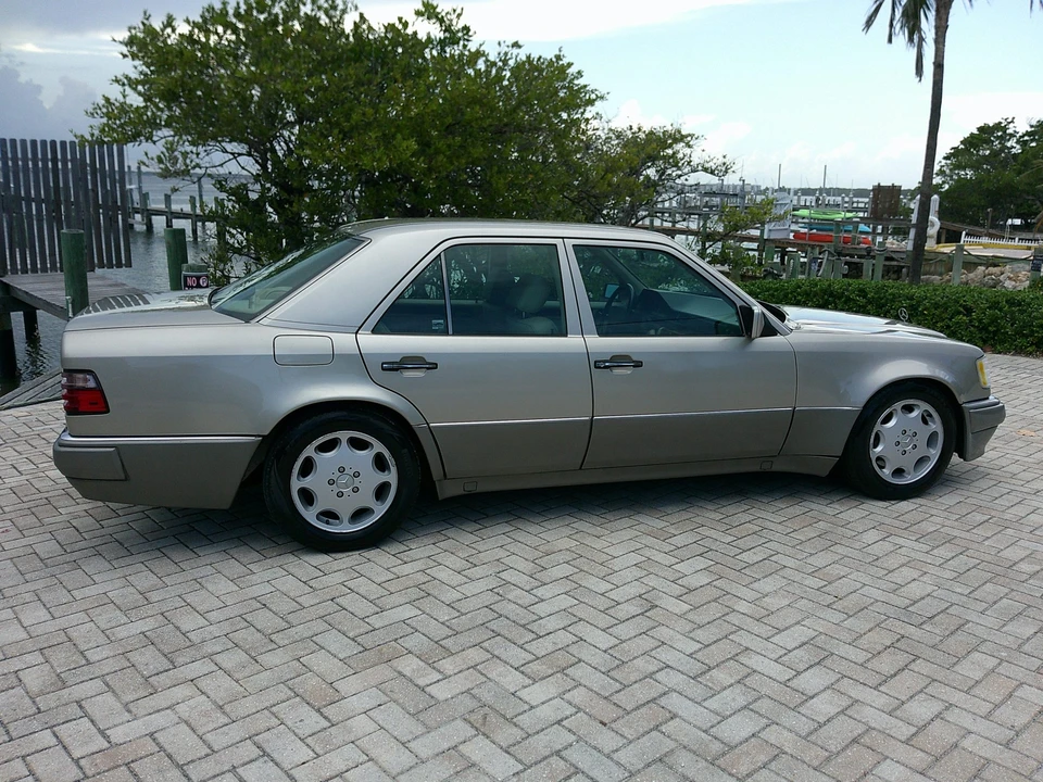 1994 Mercedes-Benz 500E & E500 - Image 28 of 31