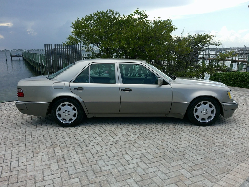 1994 Mercedes-Benz 500E & E500 - Image 25 of 31