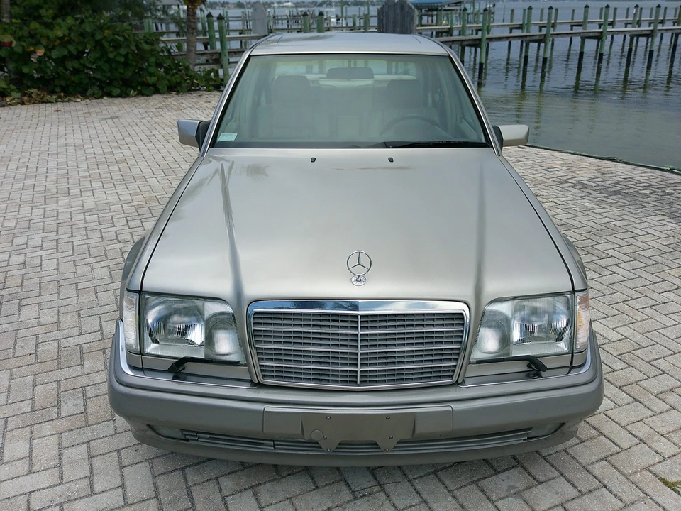1994 Mercedes-Benz 500E & E500 - Image 9 of 31