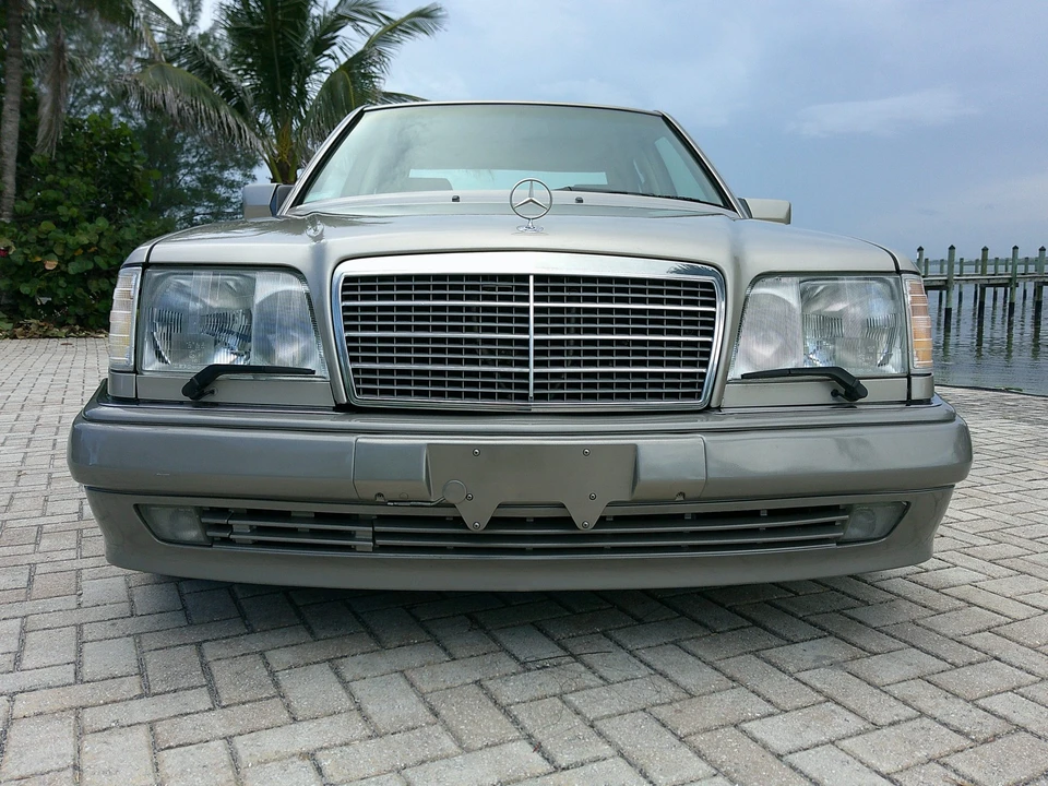 1994 Mercedes-Benz 500E & E500 - Image 11 of 31