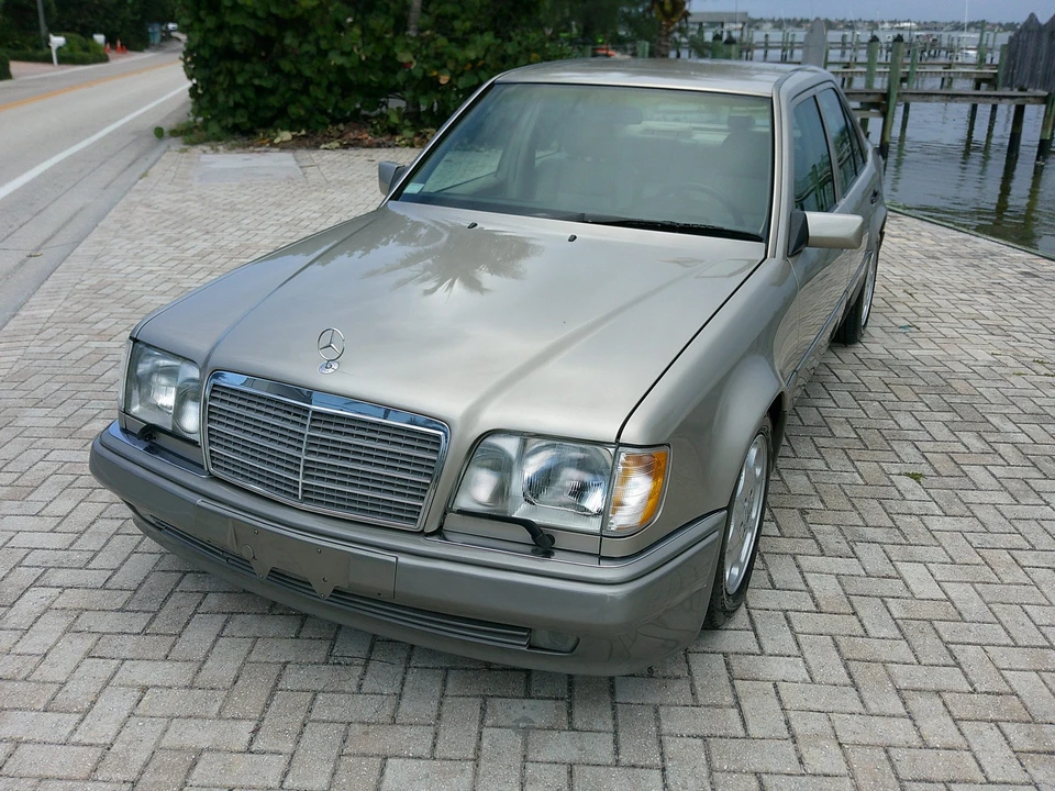1994 Mercedes-Benz 500E & E500 - Image 8 of 31