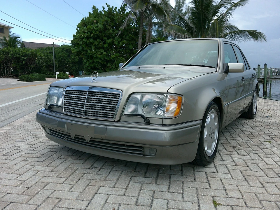 1994 Mercedes-Benz 500E & E500 - Image 4 of 31