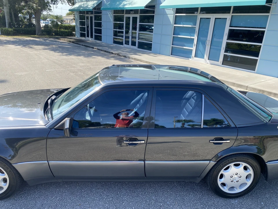 1994 Mercedes-Benz 500E & E500 - Image 18 of 31