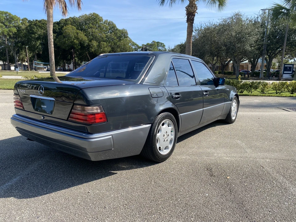 1994 Mercedes-Benz 500E & E500 - Image 10 of 31