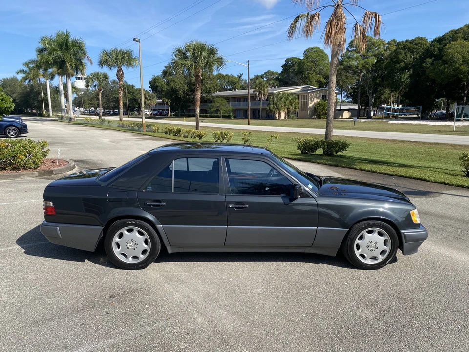 1994 Mercedes-Benz 500E & E500 - Image 11 of 31