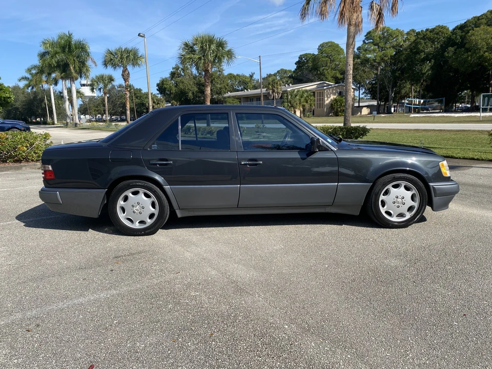 1994 Mercedes-Benz 500E & E500 - Image 12 of 31