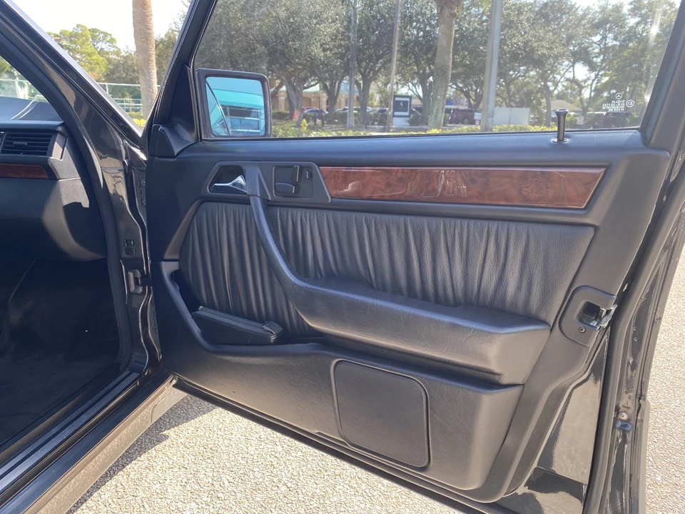 1994 Mercedes-Benz 500E & E500 - Image 29 of 31