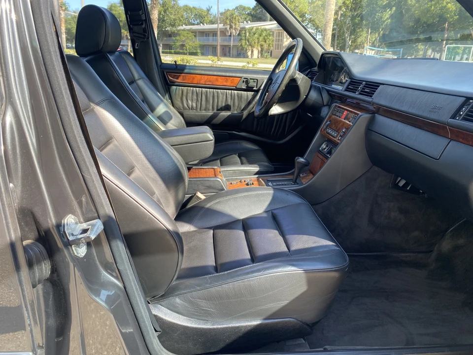 1994 Mercedes-Benz 500E & E500 - Image 27 of 31