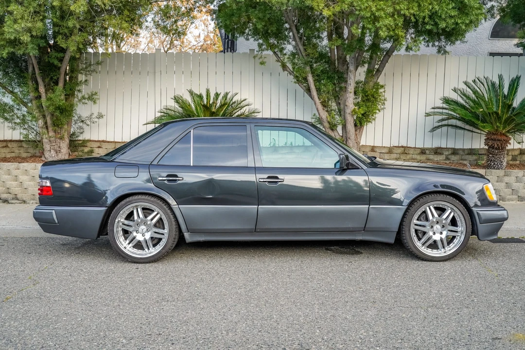 1994 Mercedes-Benz 500E & E500 - Image 8 of 31