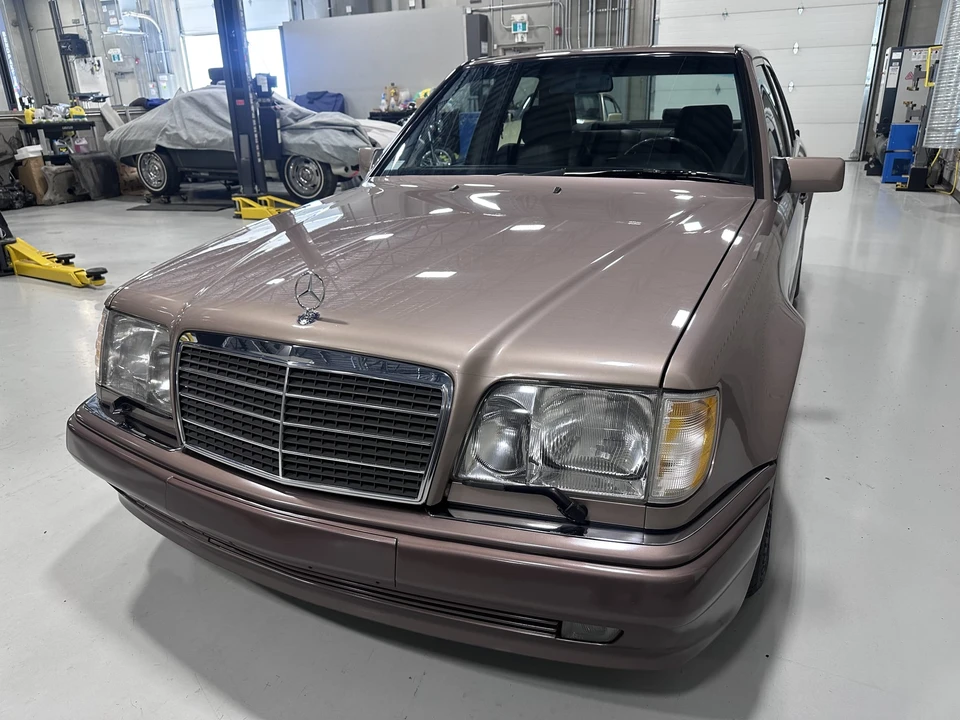1994 Mercedes-Benz 500E & E500 - Image 17 of 31