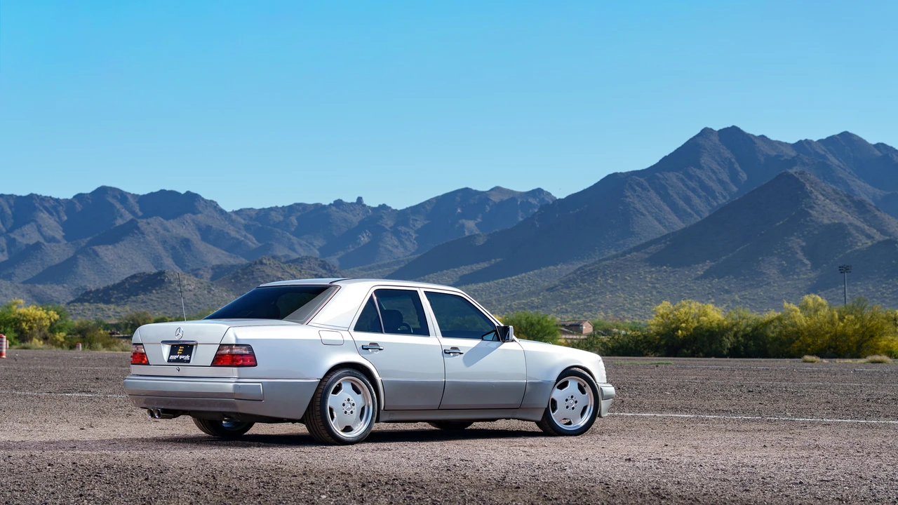 1994 Mercedes-Benz 500E & E500 - Image 15 of 31