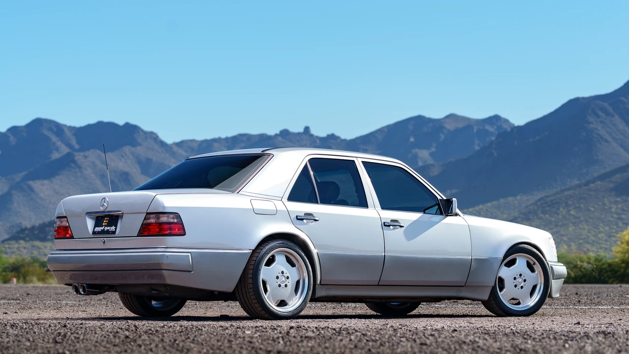 1994 Mercedes-Benz 500E & E500 - Image 16 of 31