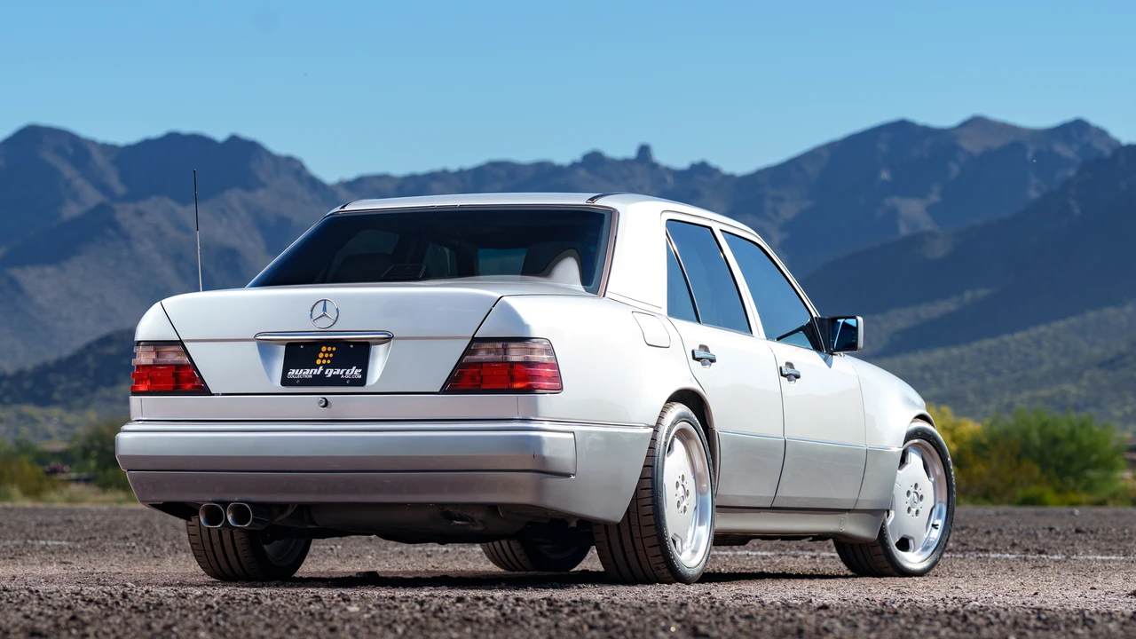 1994 Mercedes-Benz 500E & E500 - Image 14 of 31