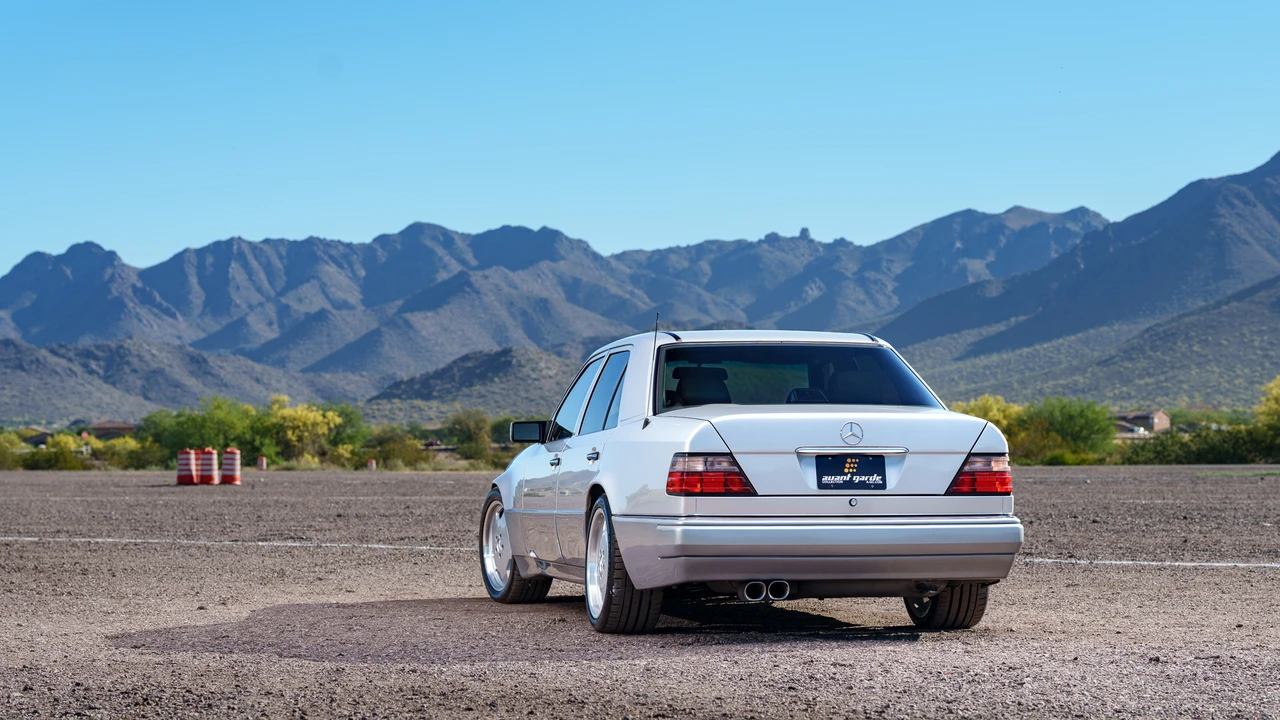 1994 Mercedes-Benz 500E & E500 - Image 8 of 31