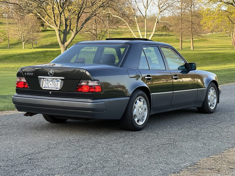 1994 Mercedes-Benz 500E & E500 - Image 19 of 31