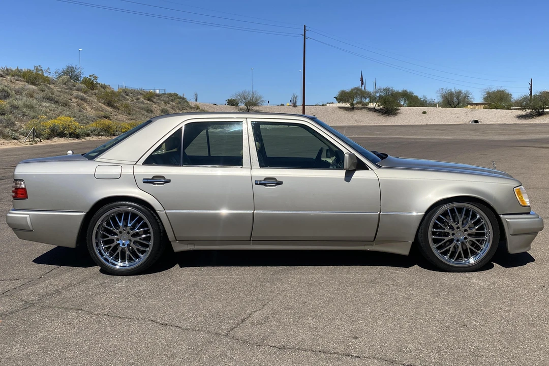 1994 Mercedes-Benz 500E & E500 - Image 3 of 5