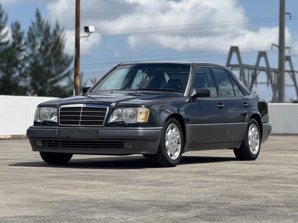 1994 Mercedes-Benz 500E & E500 - Image 2 of 31