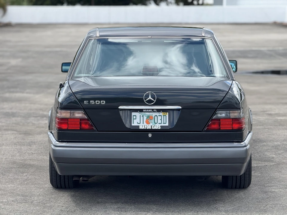 1994 Mercedes-Benz 500E & E500 - Image 9 of 31