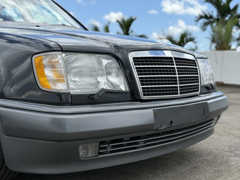 1994 Mercedes-Benz 500E & E500 - Image 30 of 31