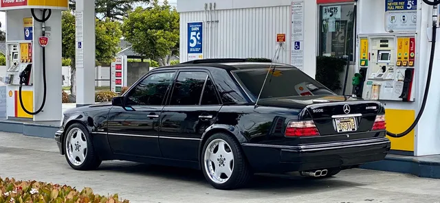 1994 Mercedes-Benz E500/500E