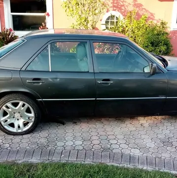 1994 Mercedes-Benz Mercedes-AMG E-Class