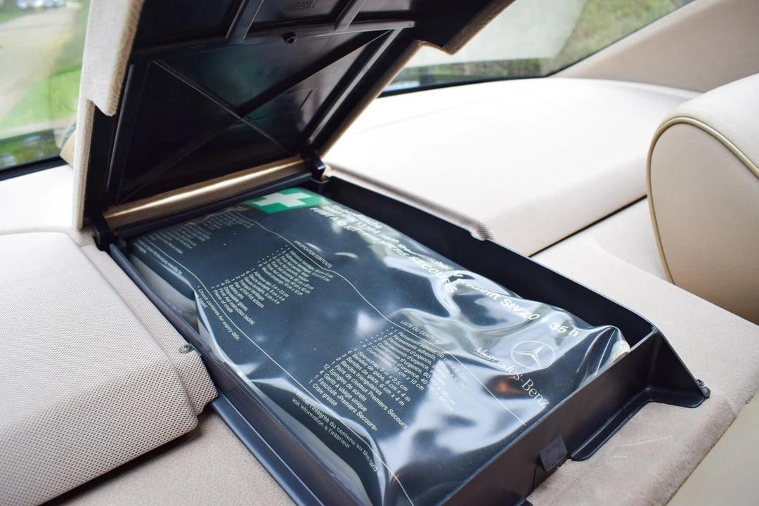 1994 Mercedes-Benz W140 S-Class - Image 24 of 30