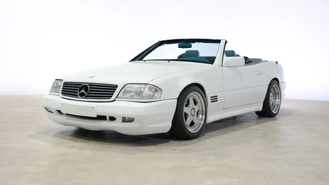 1994 Mercedes-Benz R129 SL-Class - Image 11 of 31