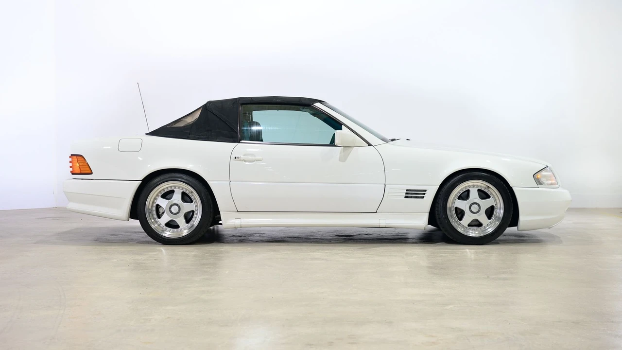 1994 Mercedes-Benz R129 SL-Class - Image 16 of 31