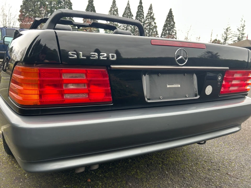 1994 Mercedes-Benz R129 SL-Class - Image 16 of 21
