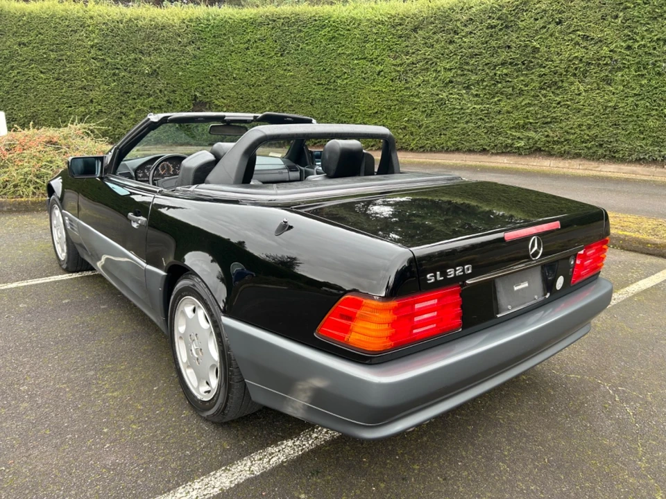 1994 Mercedes-Benz R129 SL-Class - Image 14 of 21