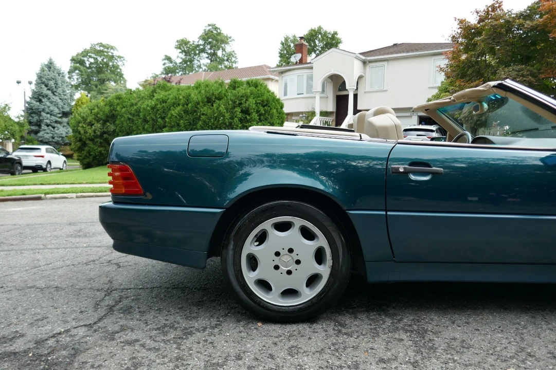 1994 Mercedes-Benz R129 SL-Class - Image 5 of 31