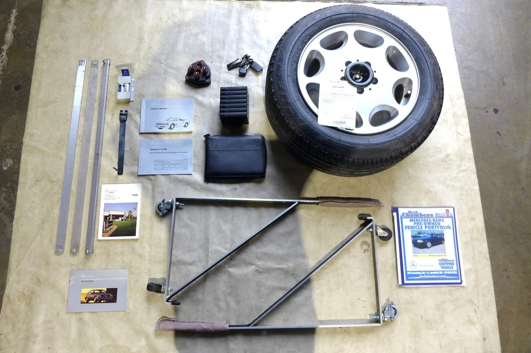 1994 Mercedes-Benz R129 SL-Class - Image 28 of 31