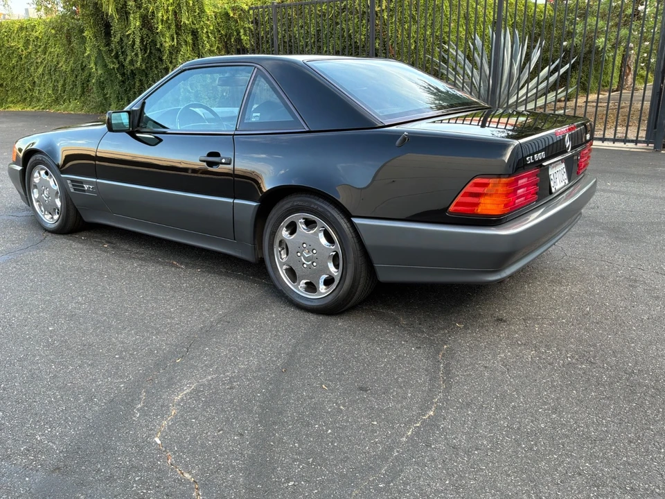 1994 Mercedes-Benz R129 SL-Class - Image 9 of 24