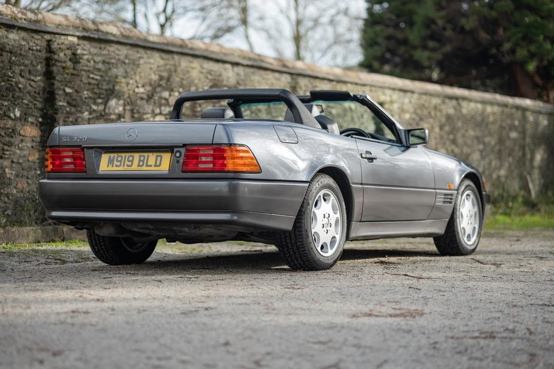 1994 Mercedes-Benz R129 SL-Class - Image 13 of 30
