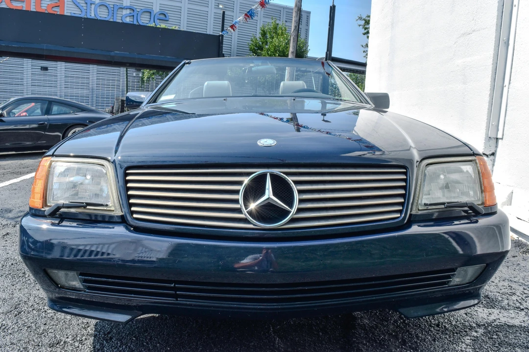 1994 Mercedes-Benz R129 SL-Class - Image 2 of 31