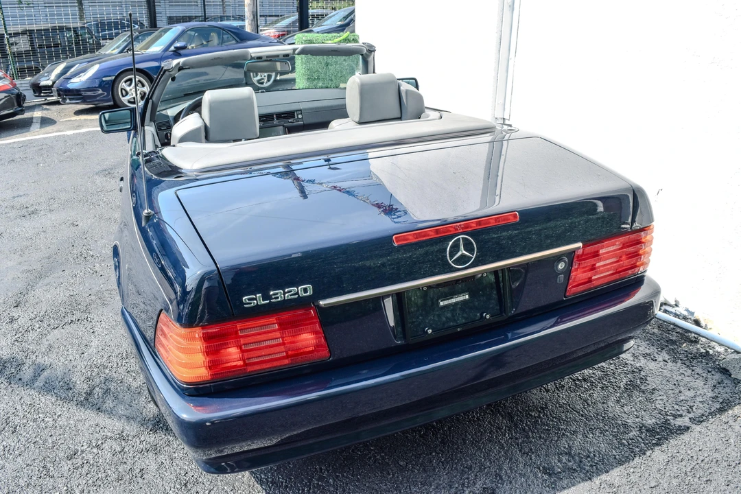 1994 Mercedes-Benz R129 SL-Class - Image 25 of 31