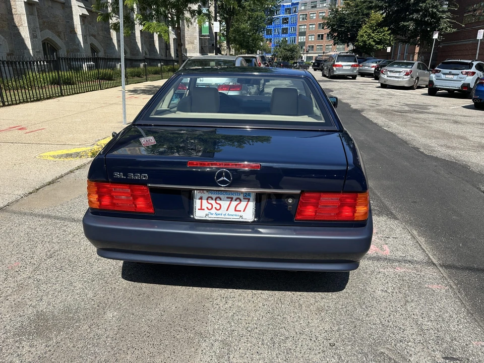 1994 Mercedes-Benz R129 SL-Class - Image 11 of 31