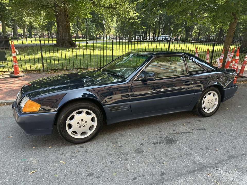 1994 Mercedes-Benz R129 SL-Class - Image 2 of 31