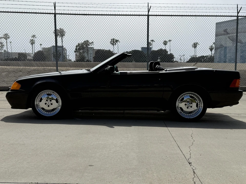 1994 Mercedes-Benz R129 SL-Class - Image 16 of 31