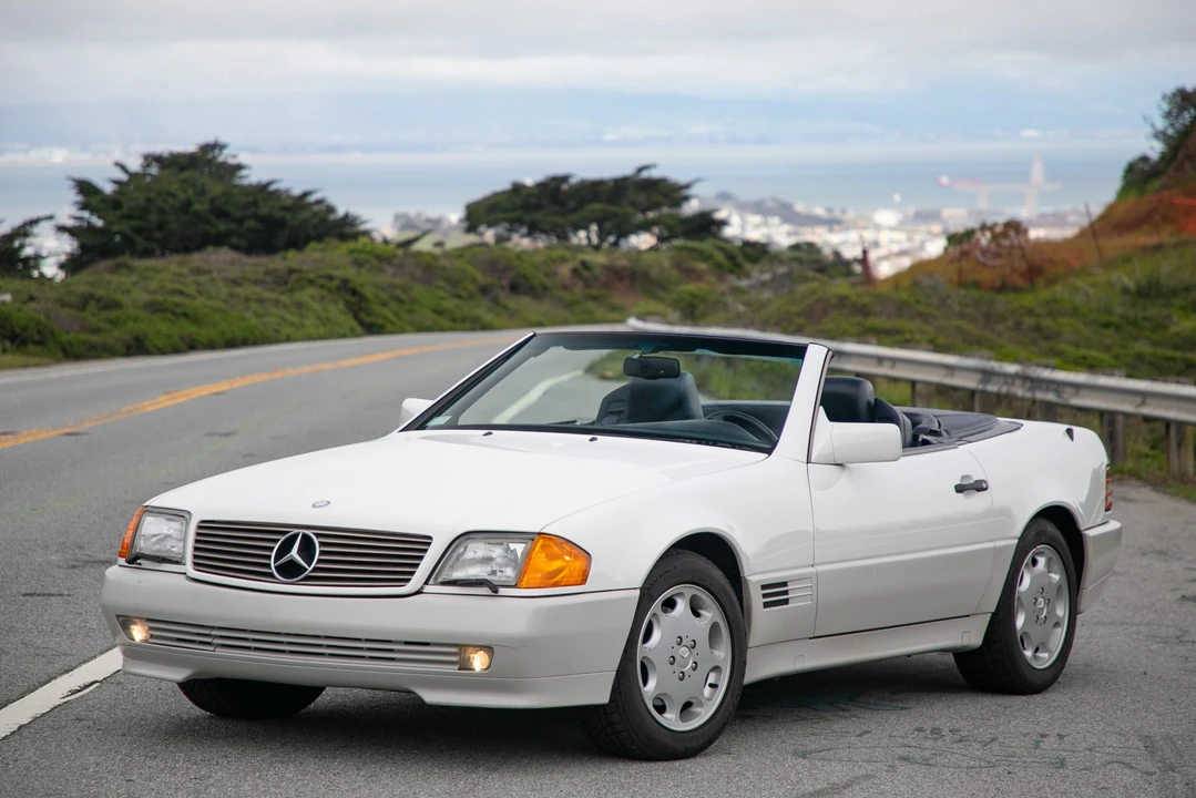 1994 Mercedes-Benz R129 SL-Class - Image 2 of 31