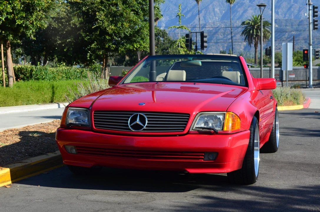 1994 Mercedes-Benz R129 SL-Class - Image 2 of 31