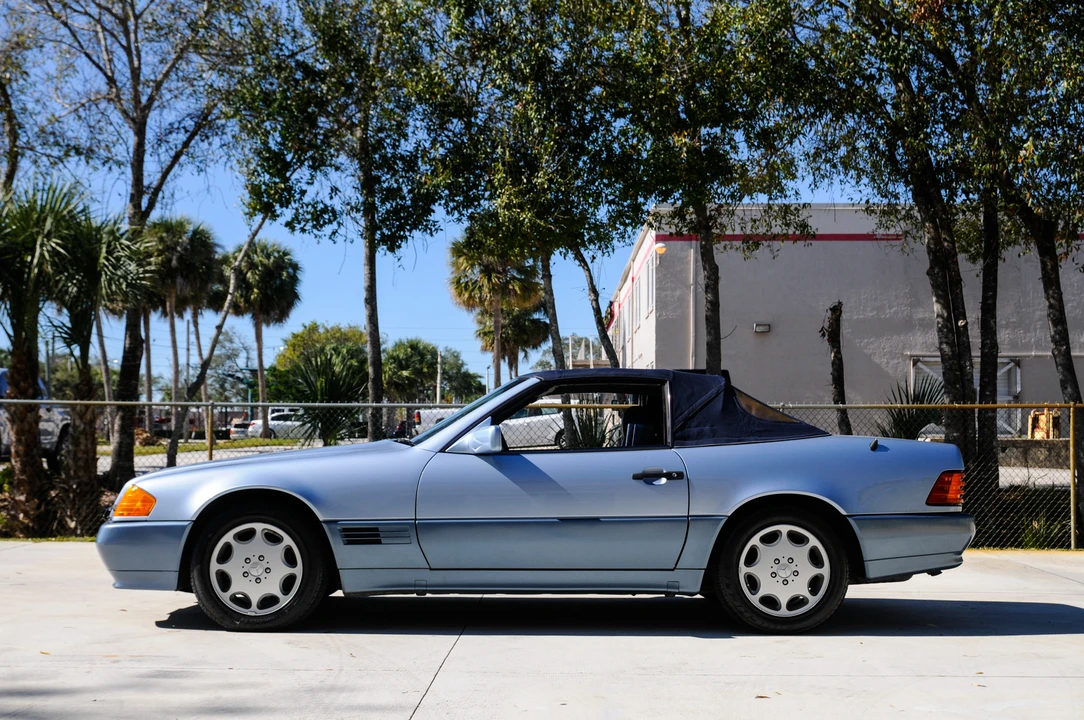 1994 Mercedes-Benz R129 SL-Class - Image 11 of 31