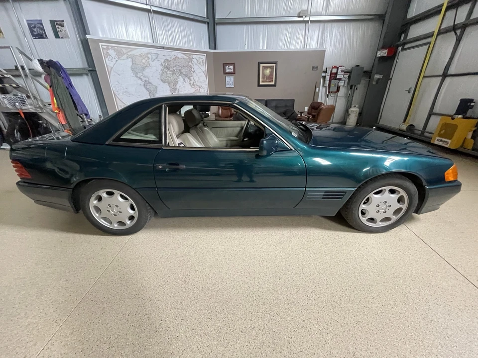 1994 Mercedes-Benz R129 SL-Class - Image 9 of 31