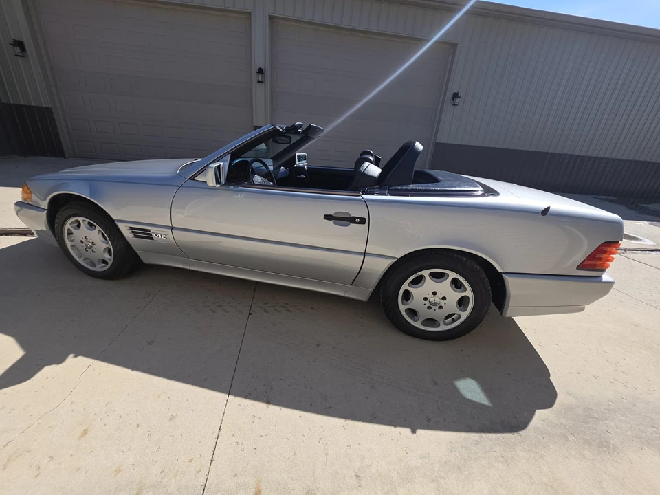 1994 Mercedes-Benz R129 SL-Class - Image 12 of 31