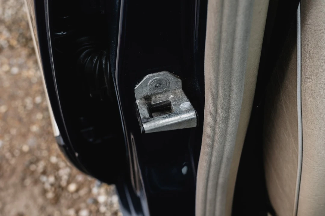 1994 Mercedes-Benz W124 E-Class - Image 23 of 30