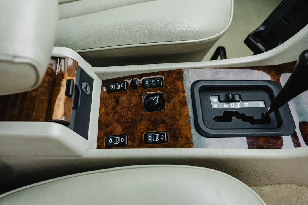 1994 Mercedes-Benz W124 E-Class - Image 30 of 30