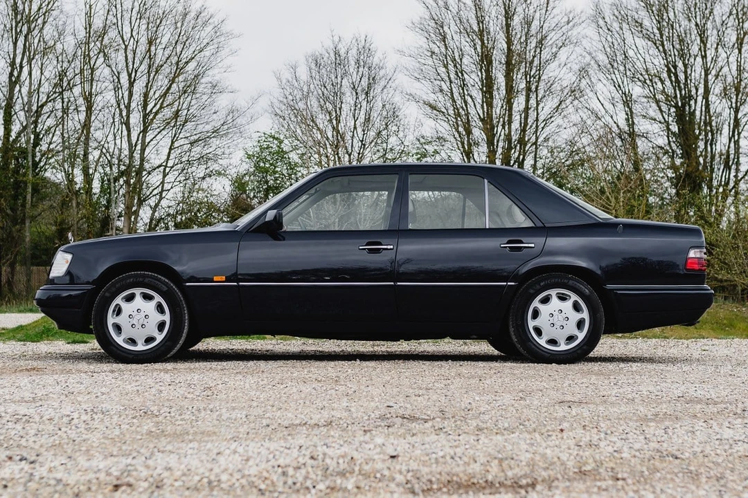 1994 Mercedes-Benz W124 E-Class - Image 7 of 30