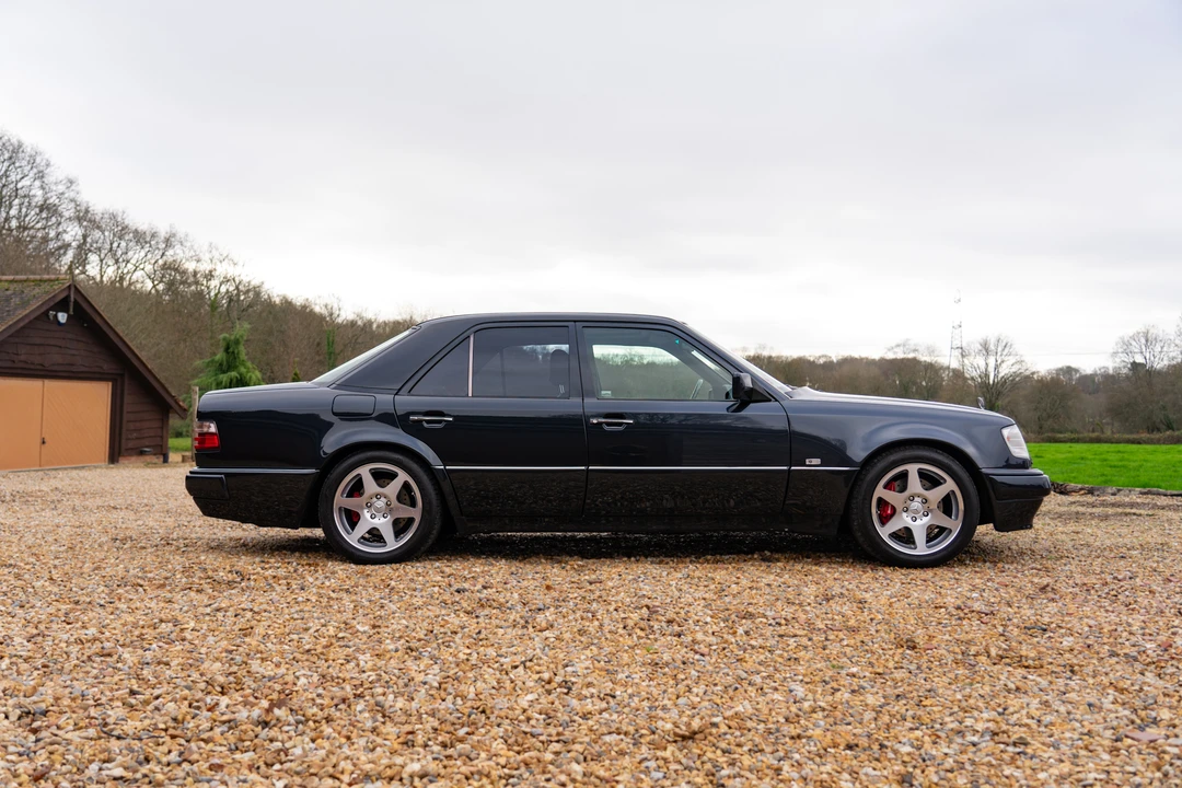 1994 Mercedes-Benz W124 E-Class - Image 9 of 31