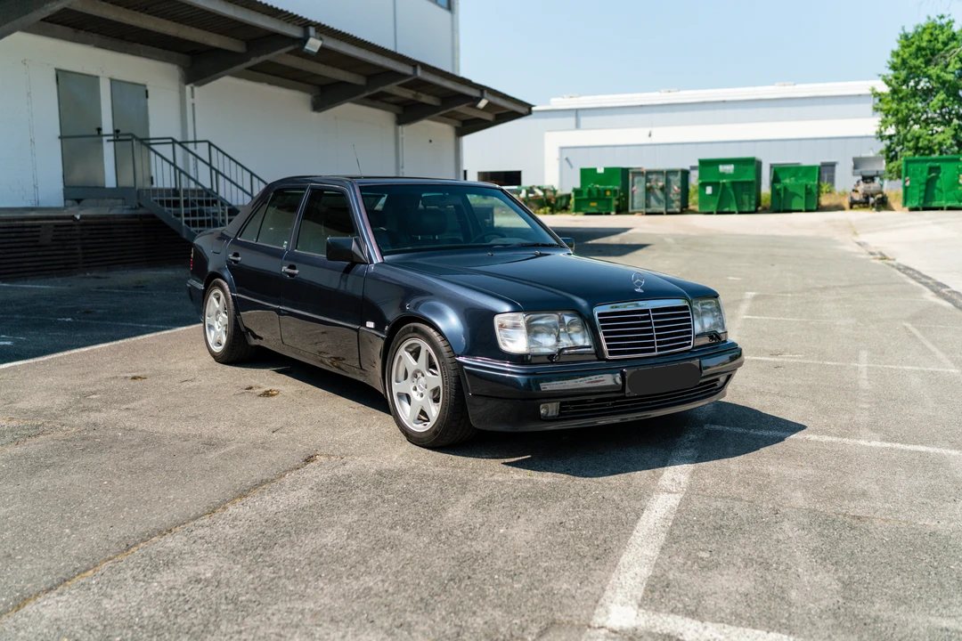 1994 Mercedes-Benz W124 E-Class - Image 9 of 31